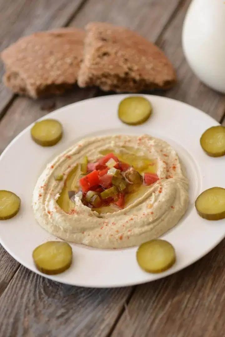 HUMUS